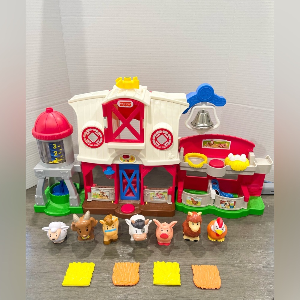 Fisher Price Little People Barn and Animals